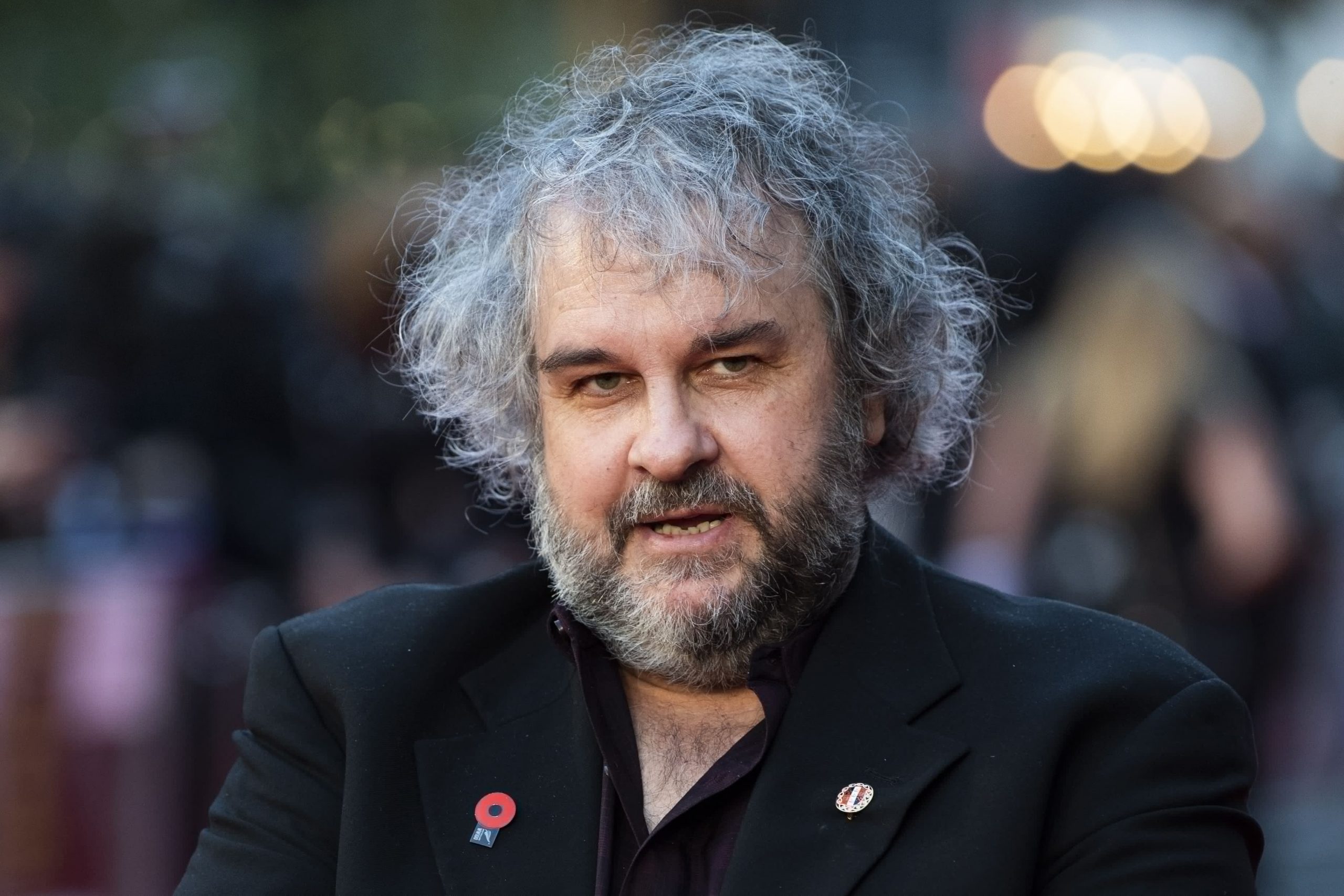 «Узуклар ҳукмдори» фильми режиссёри Питер Жексон миллиардерга айланди