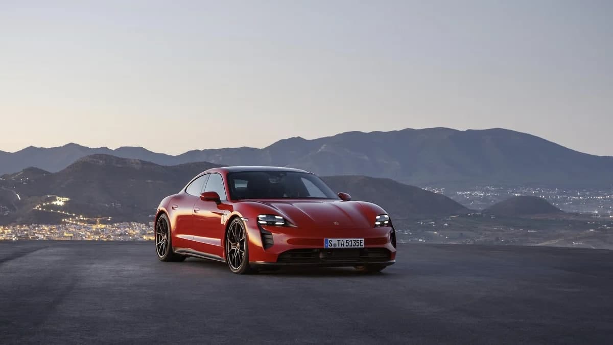 Porsche Taycan’нинг кучайтирилган версияси тақдим этилди