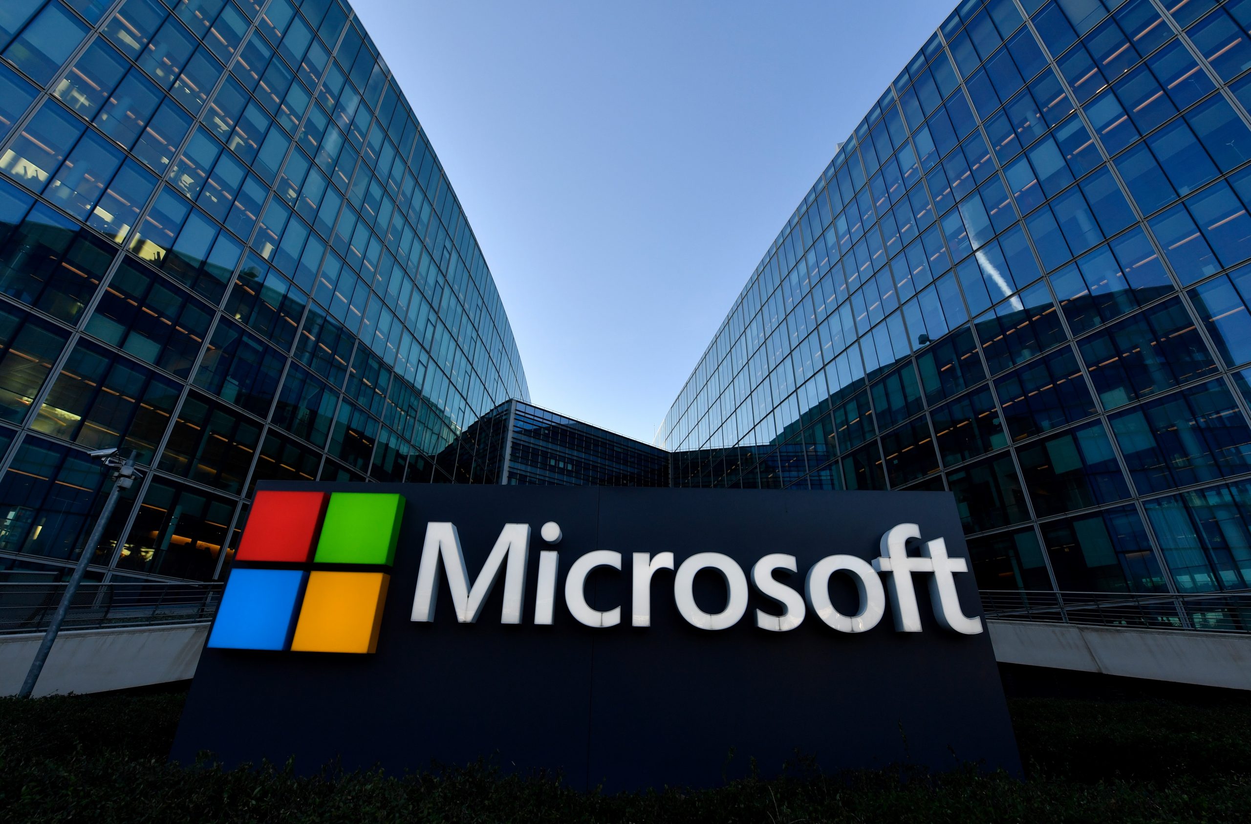 Microsoft таълим учун ихтисослашган янги маҳсулотларни тақдим этади