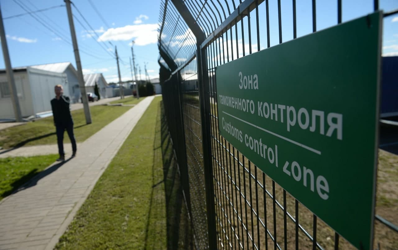 Ўзбекистонда товарларни божхона қийматини шартли белгилаш орқали чиқариб юбориш тартиби белгиланди