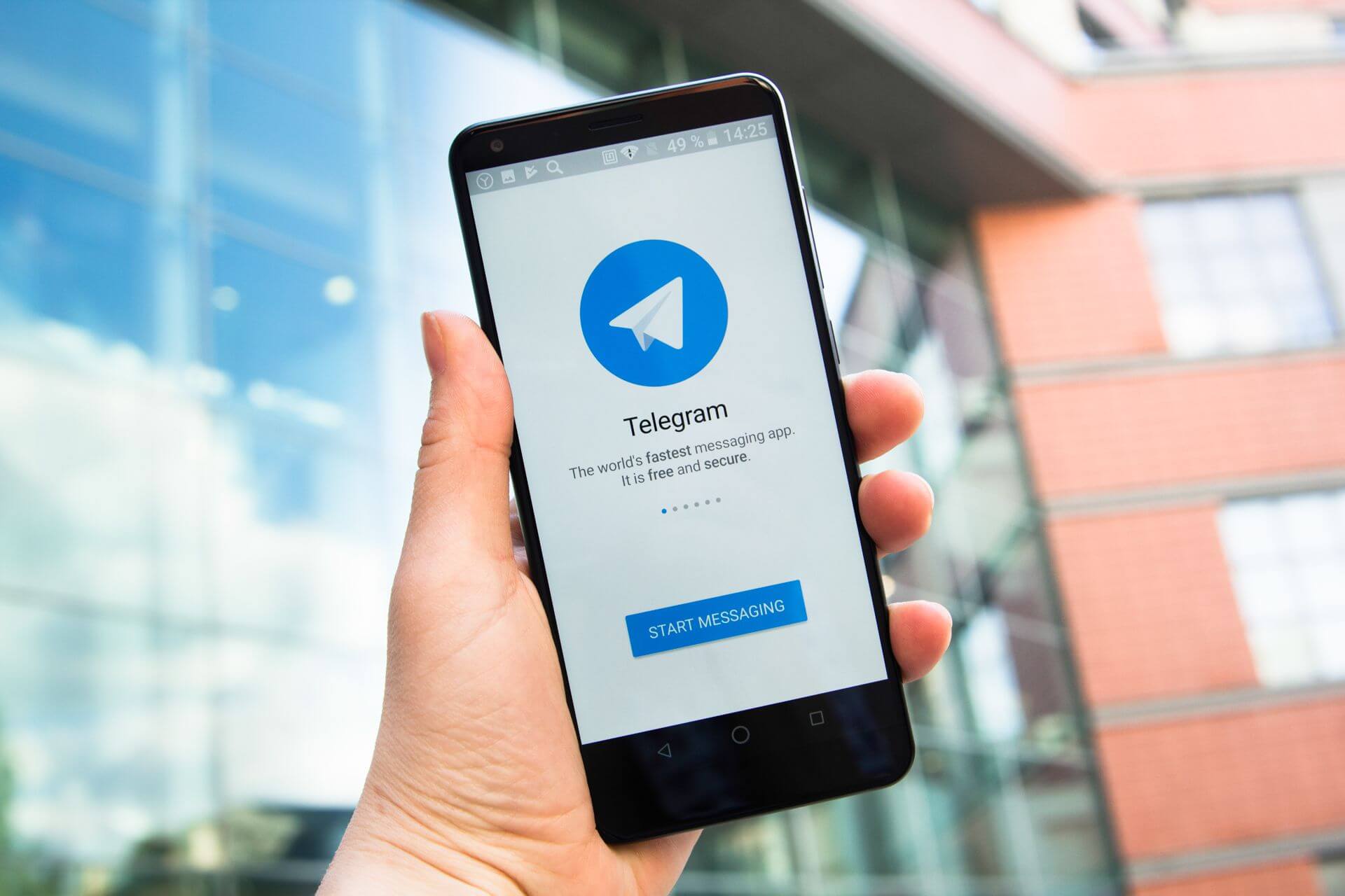 Telegram Президент ва сиёсатчилар каналларидан ҳомийлик рекламаларини чиқариб ташлади