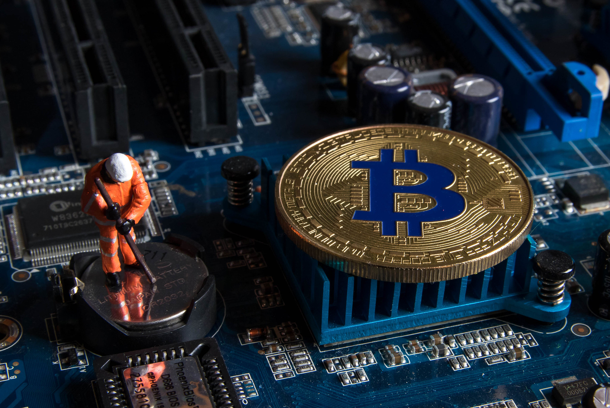 Қозоғистонда криптомайнерлар туфайли электр таъминотида узилишлар бошланди