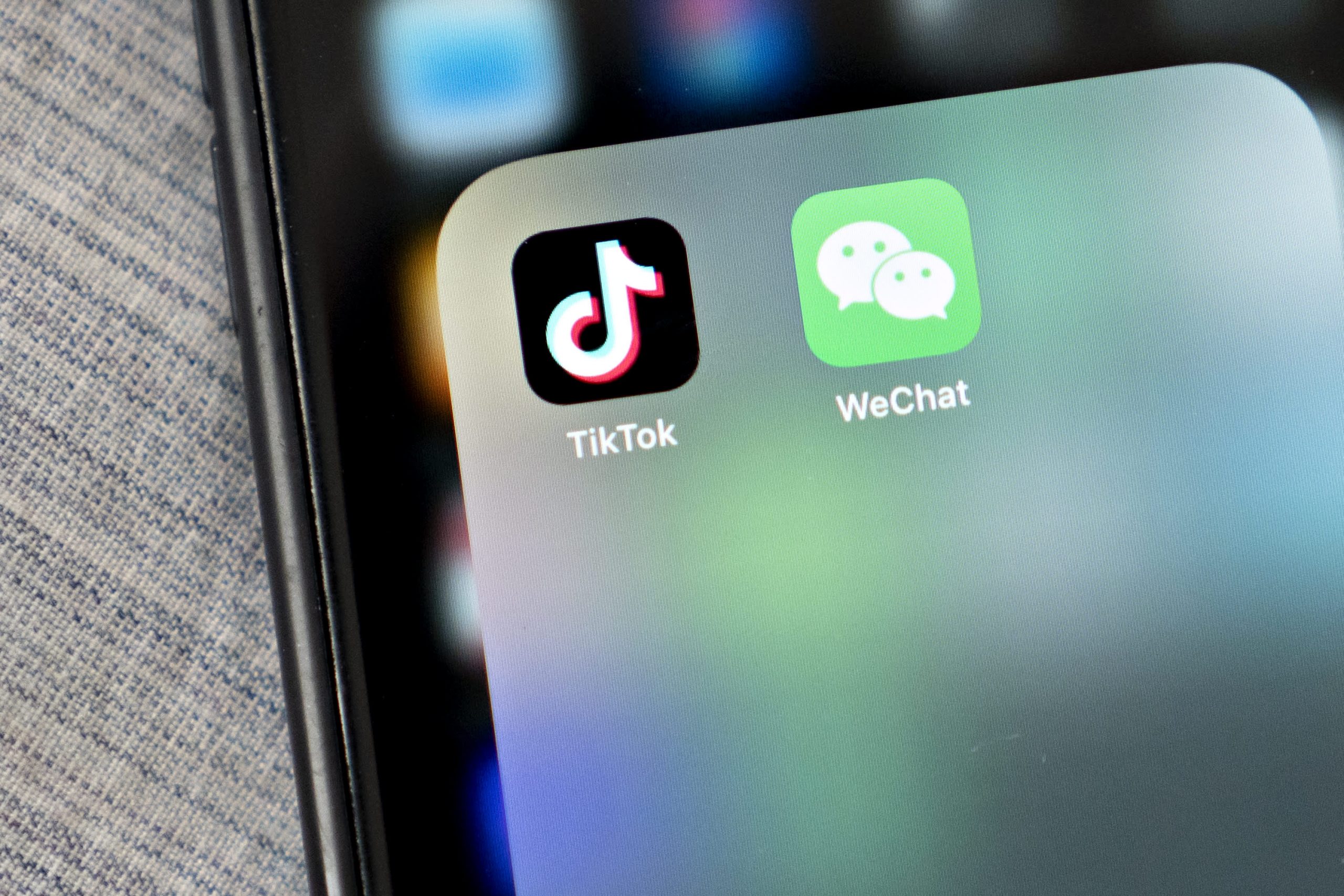 TikTok видео тавсия қилиш алгоритмини ўзгартиради