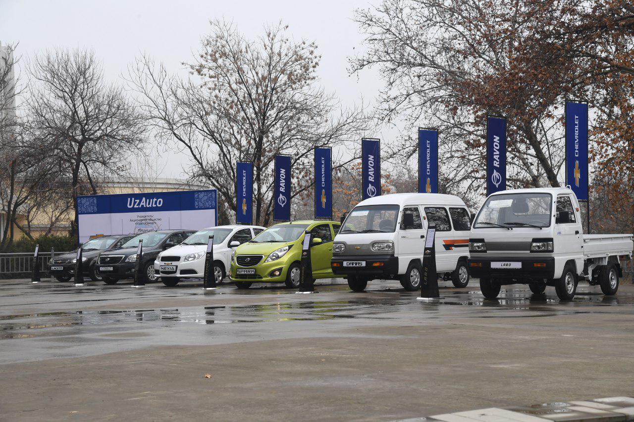 UzAuto Motors 4 та автомобиль хариди бўйича аризалар қабул қилишни тўхтатди