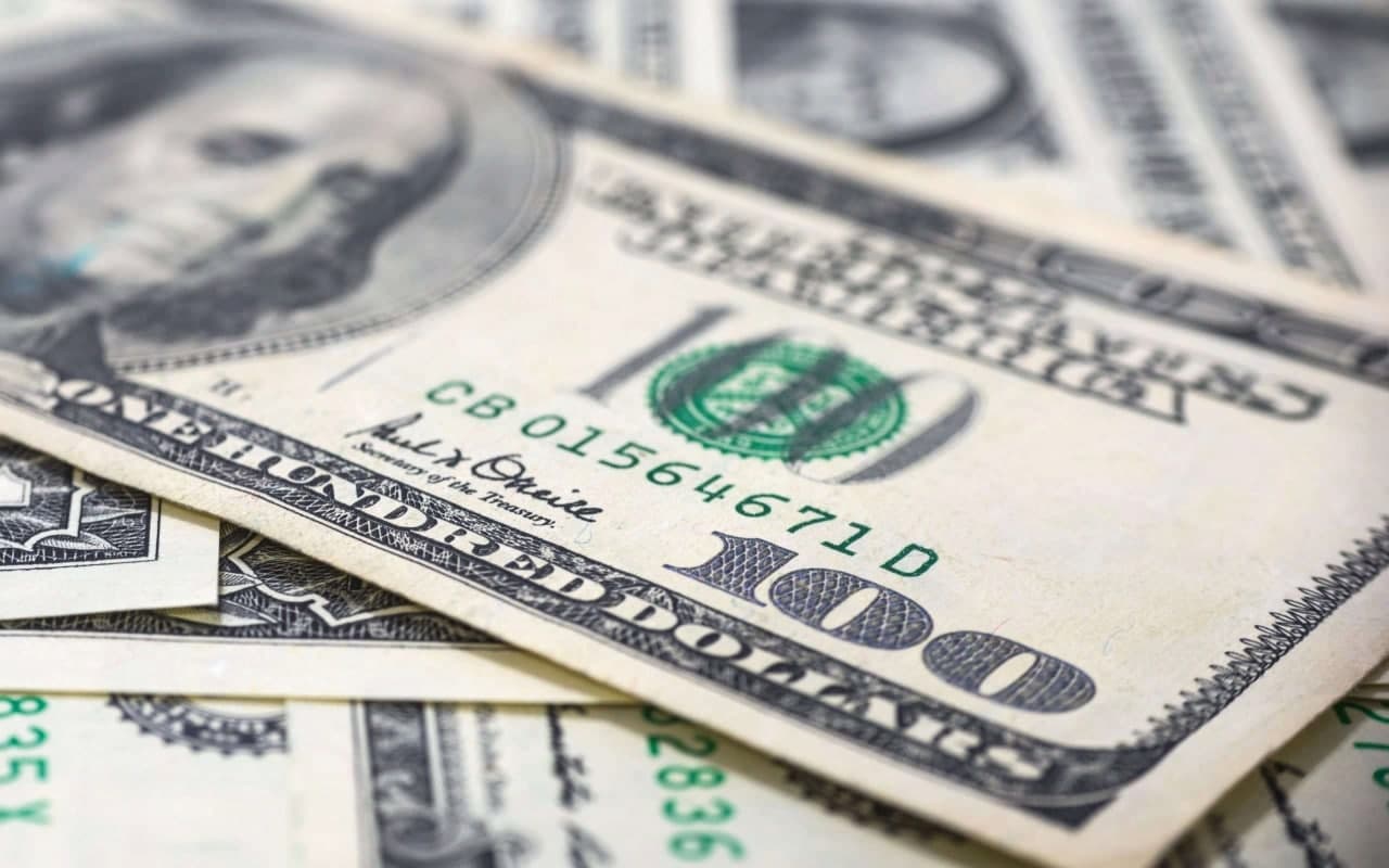 Oʻzbekistonda dollar kursi ketma-ket ikkinchi kun pasaydi