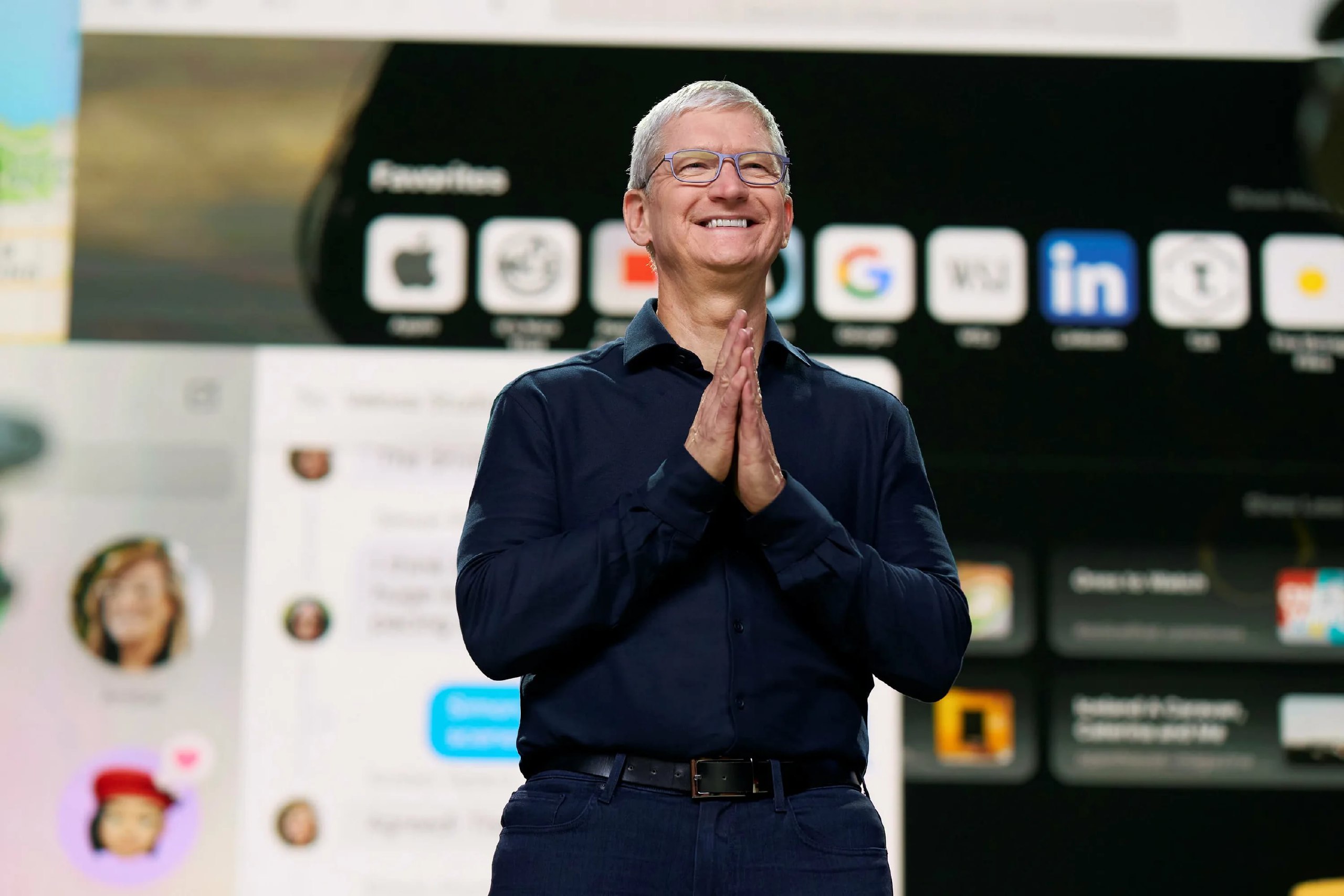 Apple раҳбарининг йиллик даромади 570 фоизга ошди