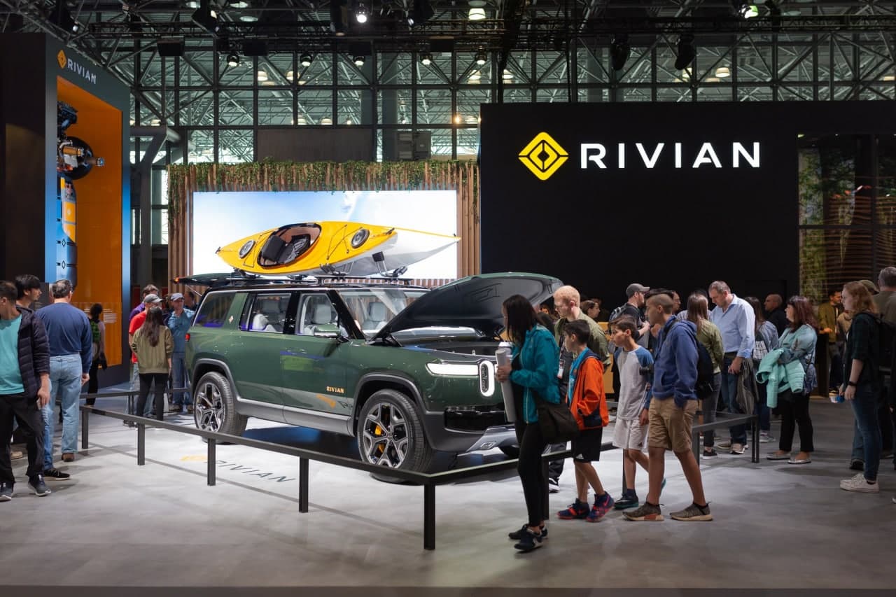 Amazon баёнотидан сўнг Rivian акциялари «қулади»