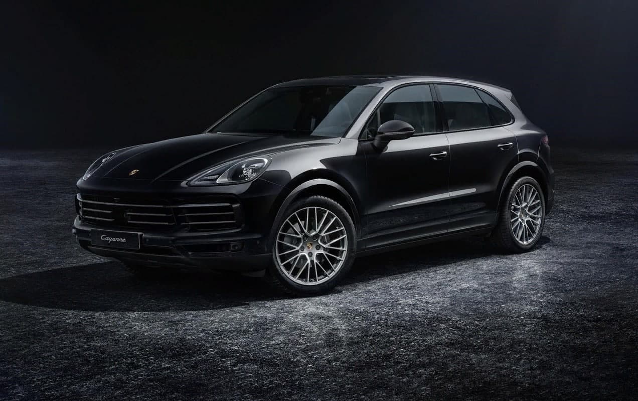 Porsche Cayenne кроссоверининг янги версиясини тақдим этди (фото)