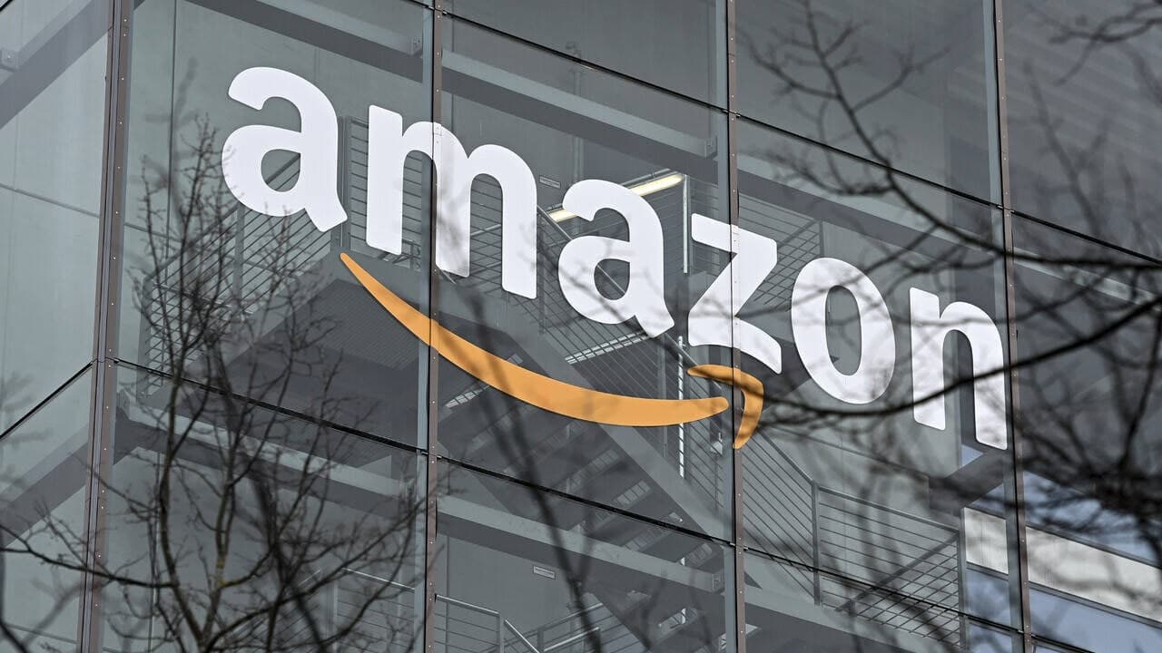 Amazon ходимларнинг иш ҳақини 160 минг доллардан 350 минг долларга кўтаради