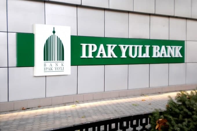 HamkorBank ortidan “Ipak yoʻli” banki ham “Sberbank” bilan oʻtkazmalarni toʻxtatdi