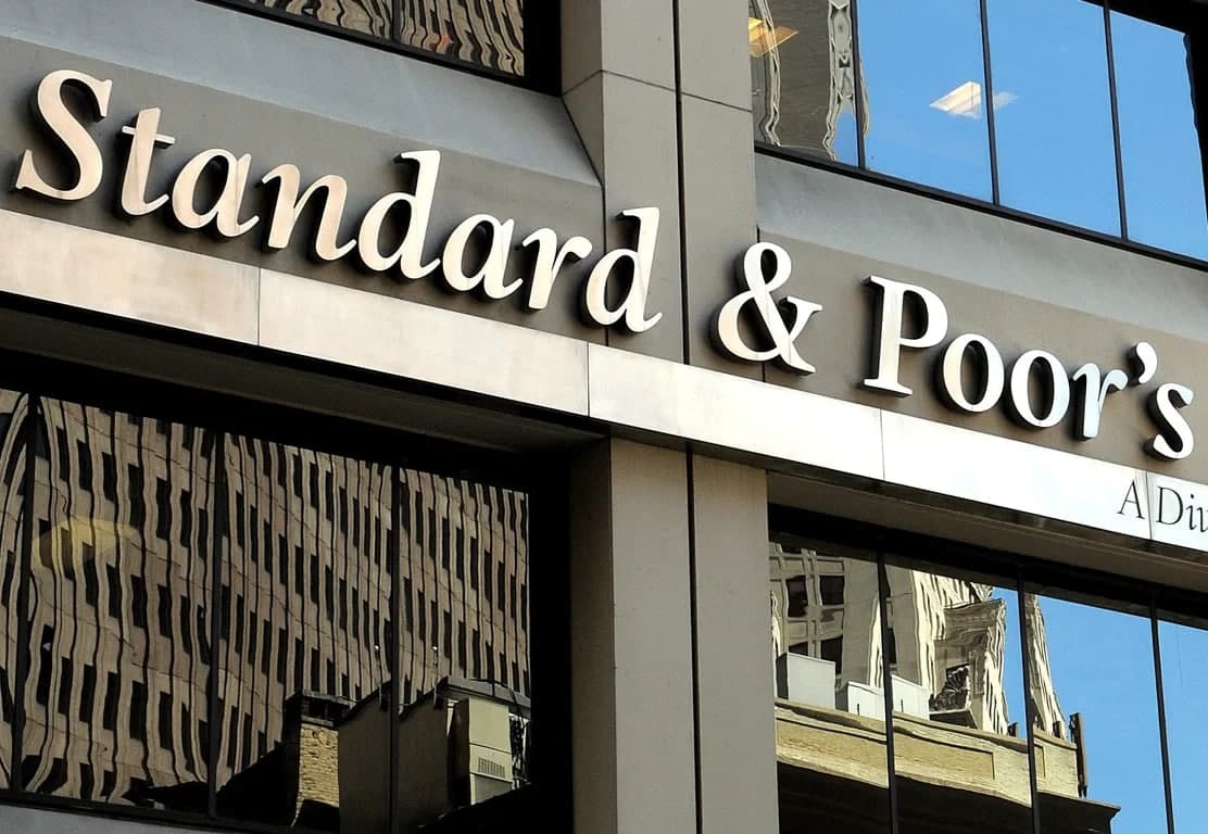 S&P Россия ва Украинанинг кредит рейтингларини пасайтирди