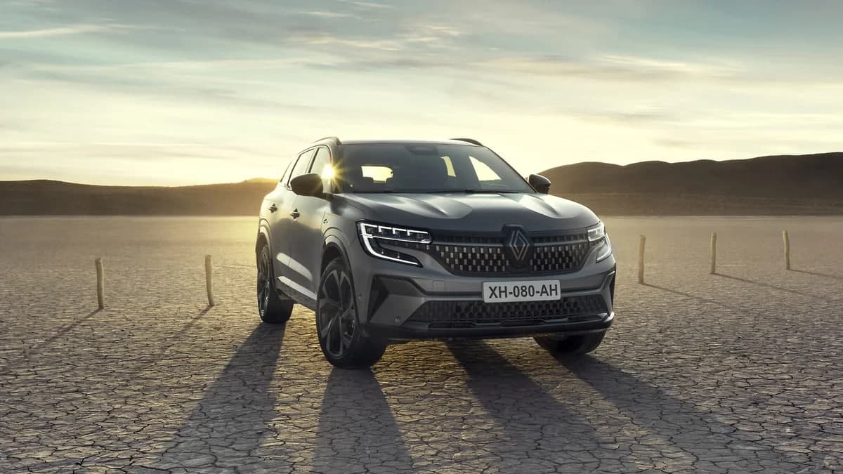 Renault компанияси Austral кроссоверини намойиш этди (фото)
