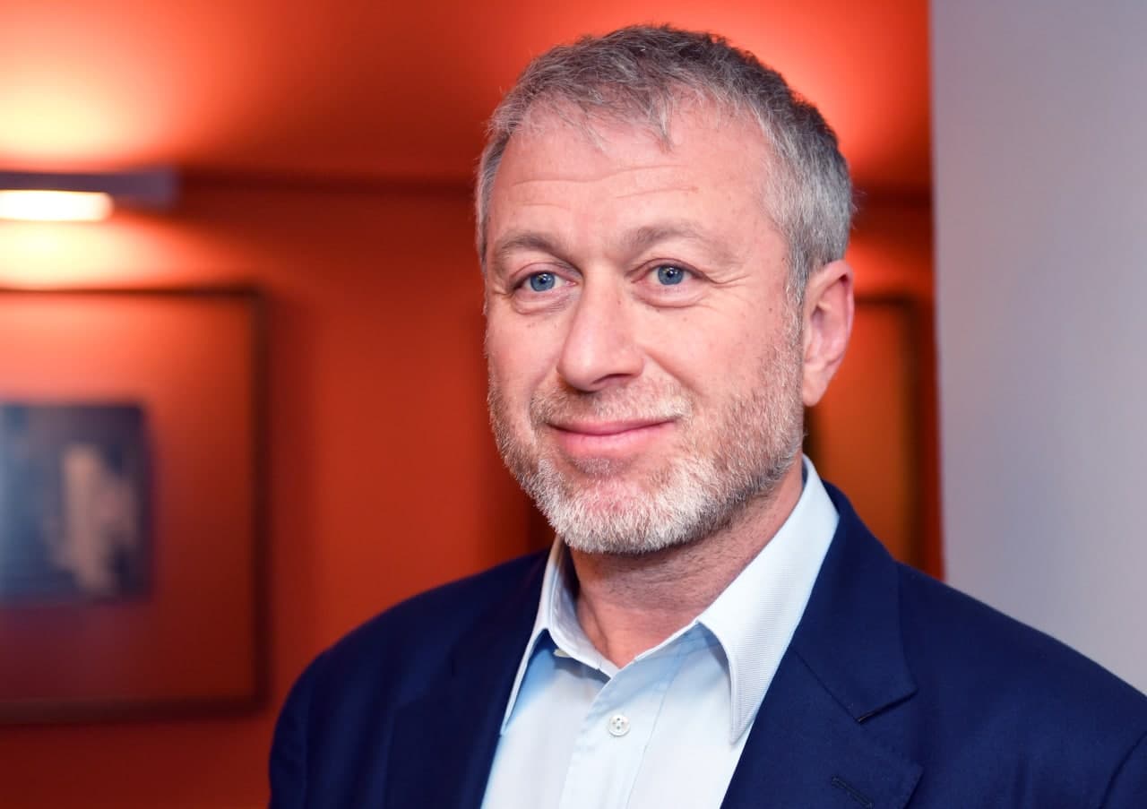 Роман Абрамовичнинг Америка ҳеж-фондларидаги активлари музлатилди