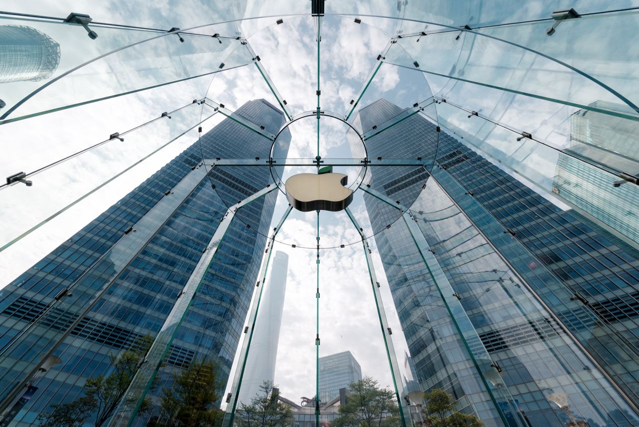 Apple Шанхайда локдаун туфайли ишлаб чиқаришни бутунлай тўхтатиши мумкин