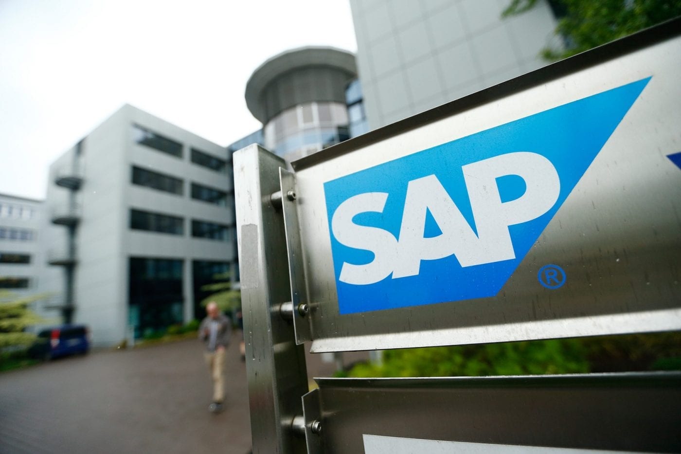 SAP Россия бозорини тарк этади