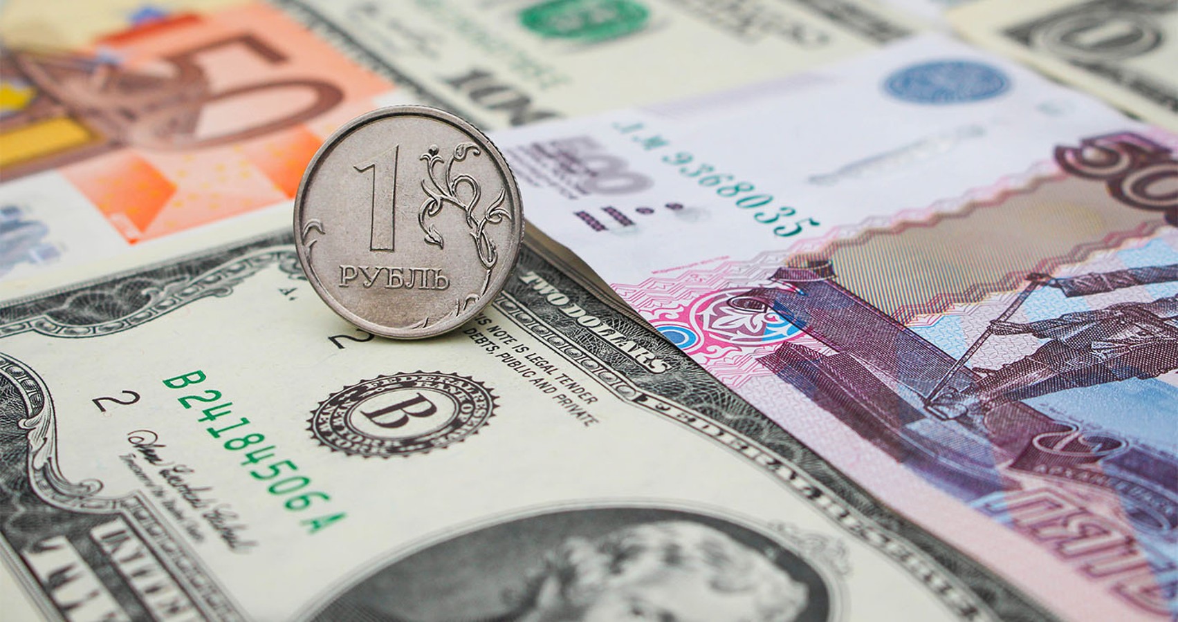 Oʻzbekistonda dollarning rasmiy kursi 11 080 soʻmdan pastga tushdi, rubl yana oshdi