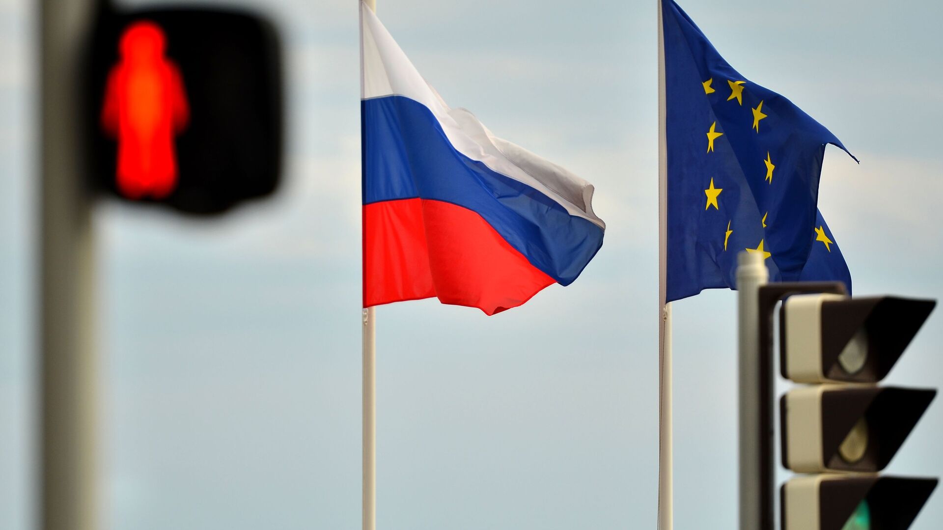 Европа Иттифоқи давлатлари Россия нефтига босқичма-босқич эмбаргони тасдиқлаши мумкин