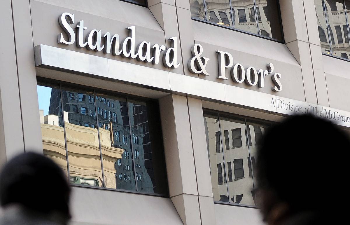 S&P Украинанинг узоқ ва қисқа муддатли кредит рейтингларини пасайтирди