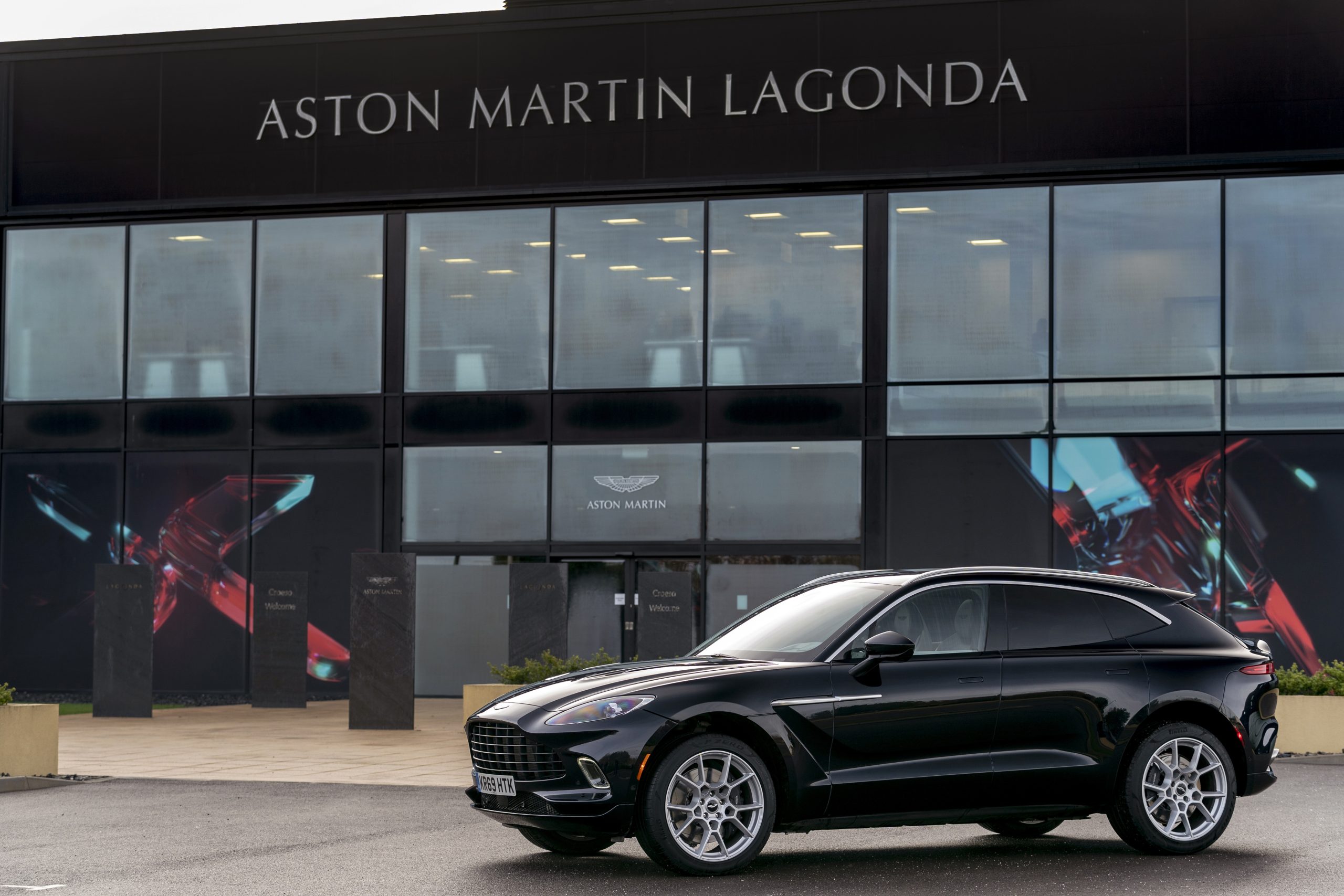 Aston Martin акцияларини сотиш орқали 653 млн фунт стерлинг маблағ йиғади