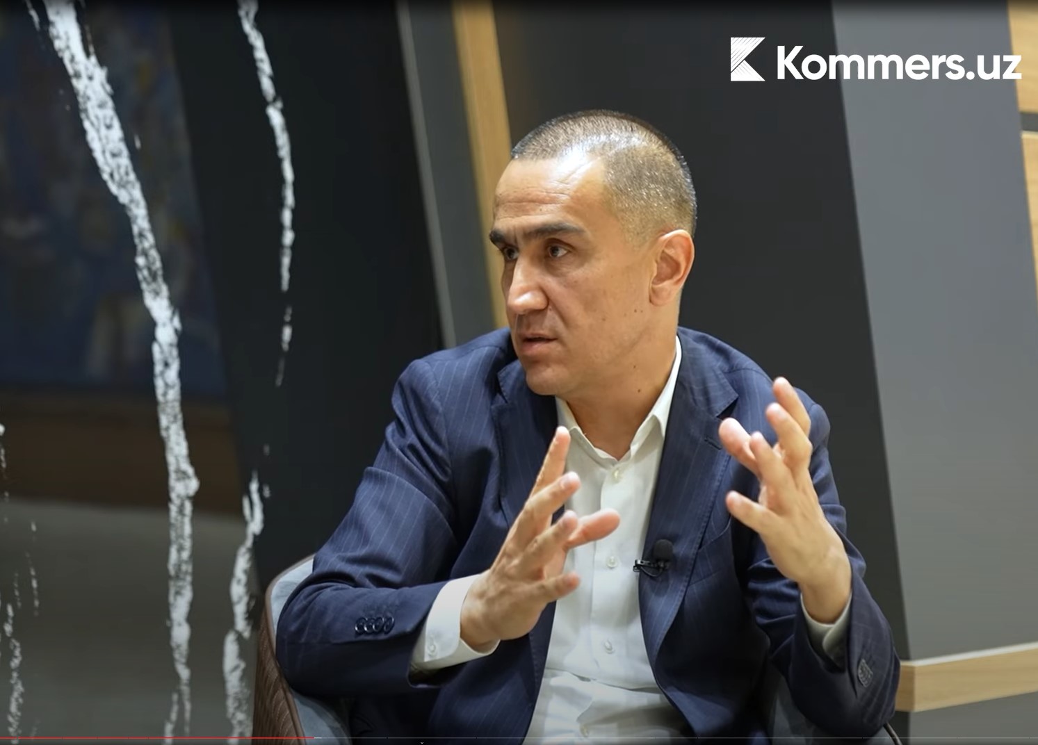 «Энергетика тарифларини ошириш кейинги йилга қолдирилгани йўқ» — энергетика вазири ўринбосари