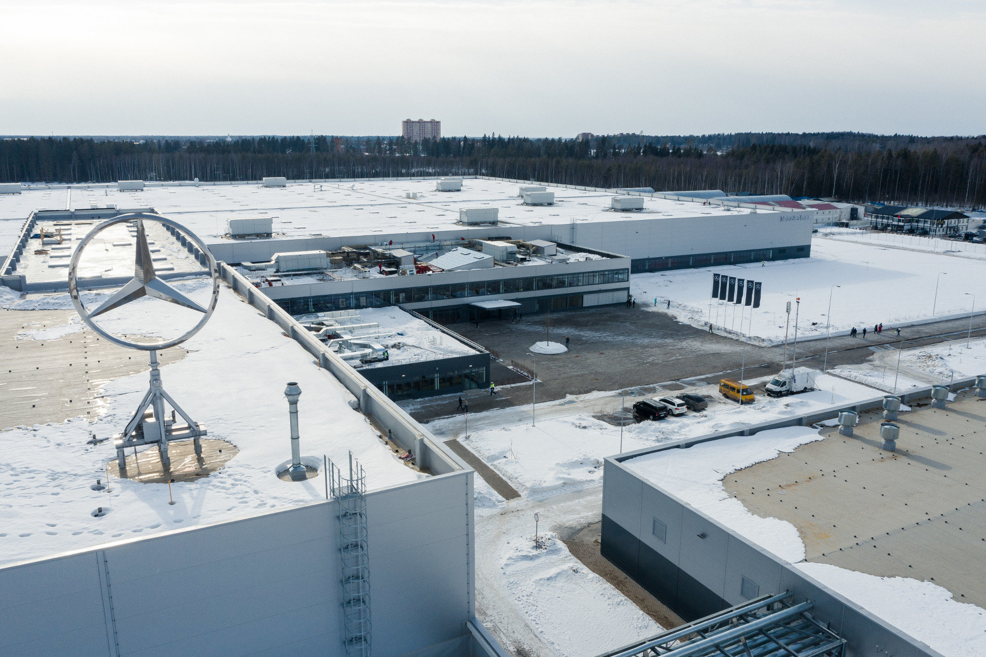 Mercedes-Benz Россиядаги заводини сотади
