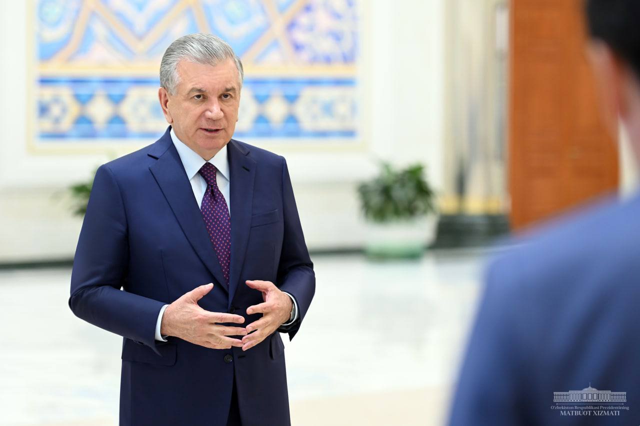 «Транспортда юк ташиш таннархи паст бўлса, ҳам экспорт, ҳам инвестиция кўпаяди» — Президент
