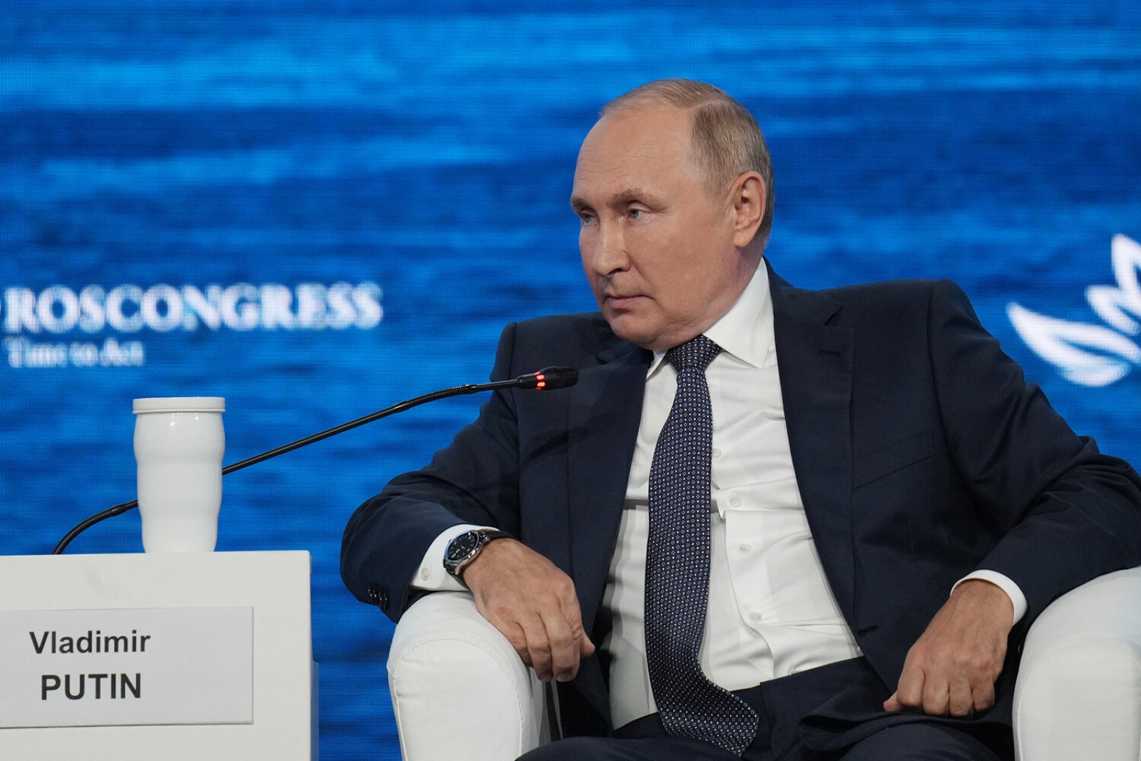«Мен тадбиркорларни огоҳлантирган эдим» — Путин