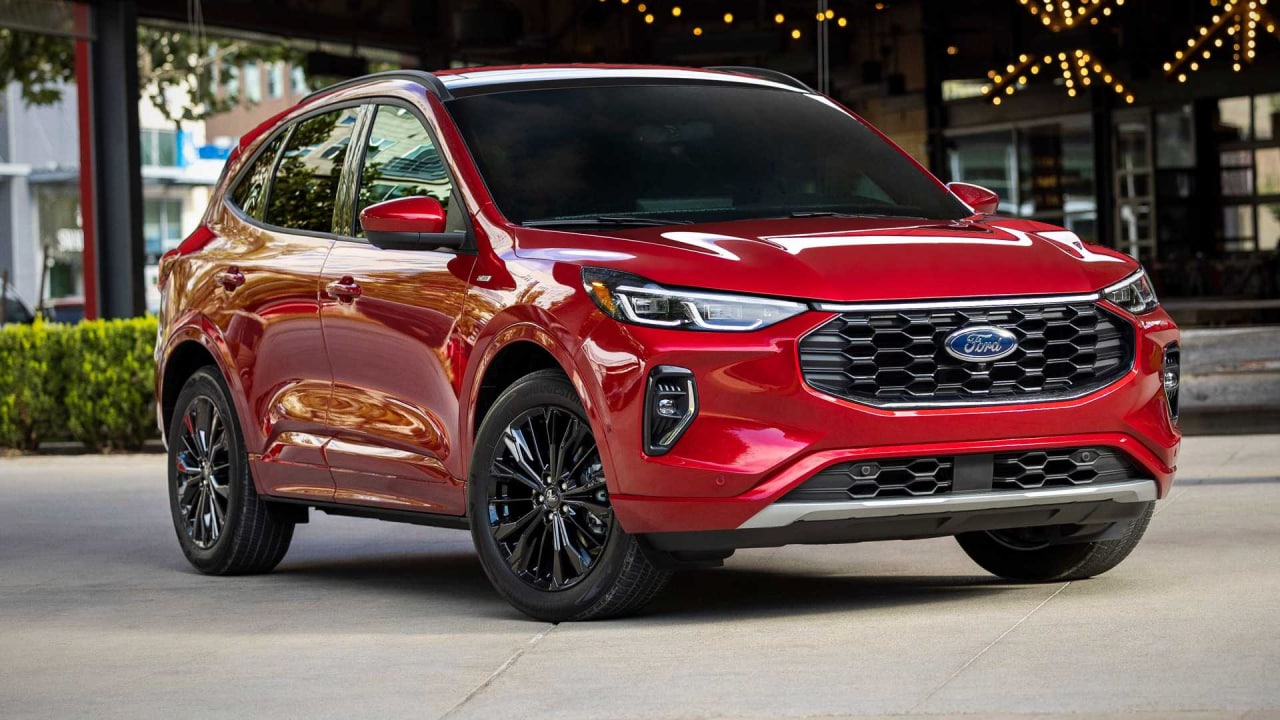 Ford бутун дунё бўйлаб 630 мингдан ортиқ автомобилини қайтариб олади