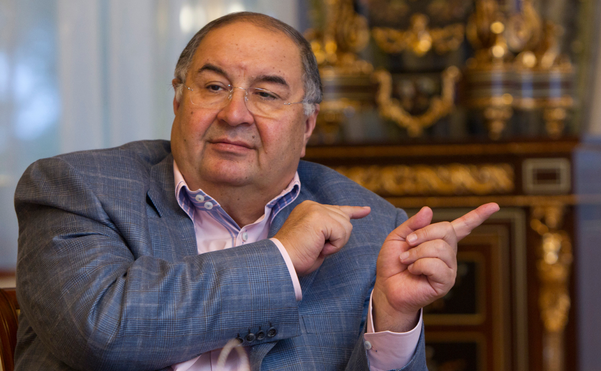 Ҳафталик дайжест: Усмоновнинг «МегаФон»ига «кўз тиккан» «Ростелеком», қадрсизланган сўм, Telegram’нинг «эгизаги» — Humo