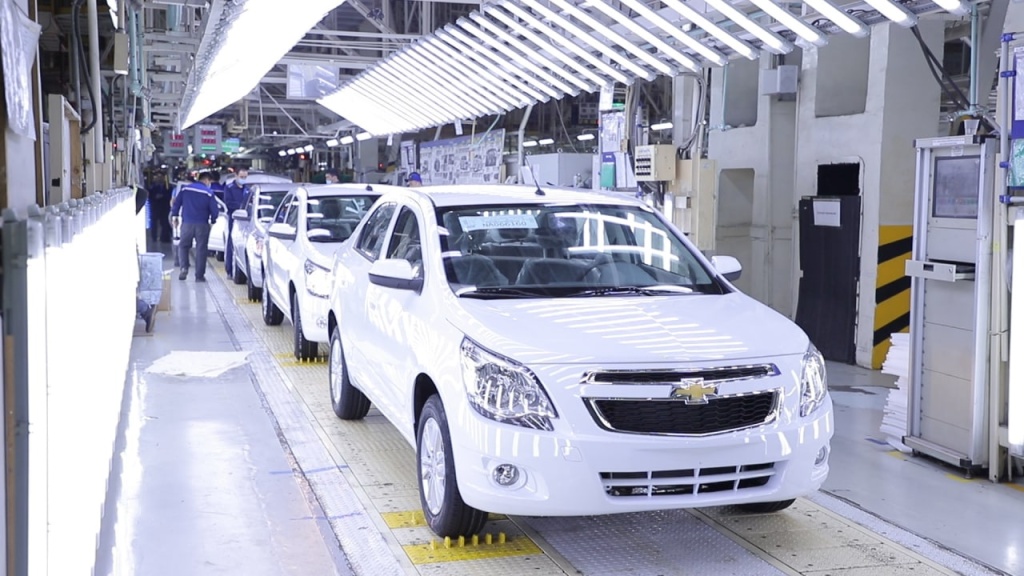 UzAuto Motors’нинг соф фойдаси нега кескин камайди?