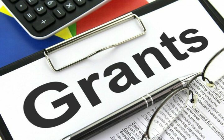 Талабалар 500 млн сўмгача грант олиши мумкин